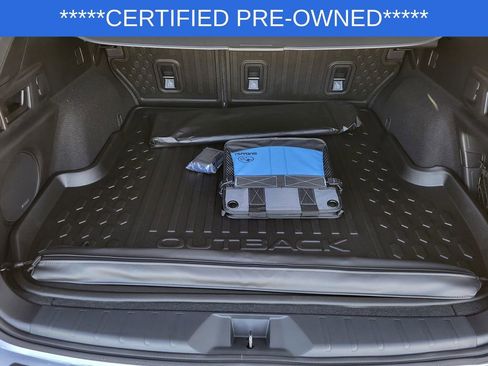 Certified 2025 Subaru Outback Limited image 4