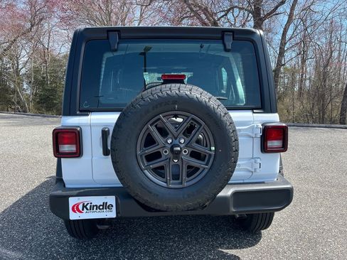 New 2026 Jeep Wrangler Unlimited Sport AWD/4WD image 22