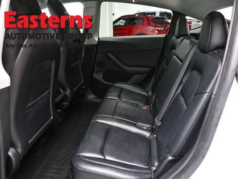 Used 2021 Tesla Model Y Long Range AWD/4WD image 16