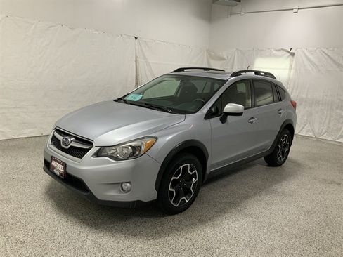 Used 2015 Subaru Crosstrek 2.0i Premium w/ Moonroof Package AWD/4WD image 2