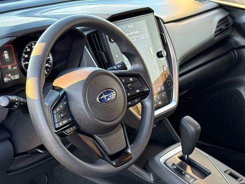 Used 2025 Subaru Crosstrek 2.0i Premium w/ Convenience Package #2 AWD/4WD image 18