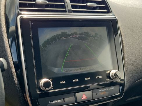 Used 2025 Mitsubishi Outlander Sport ES AWD/4WD image 29