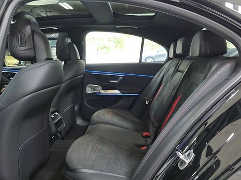 New 2026 Mercedes-Benz E 53 AMG e 4MATIC Sedan image 19