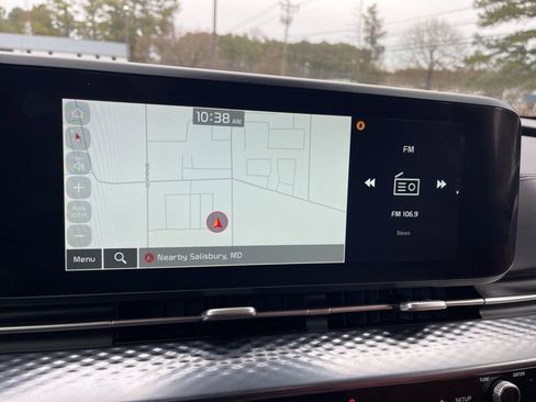 Certified 2024 Kia Carnival SX Prestige image 10