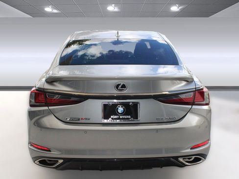 Used 2019 Lexus ES 350 image 10