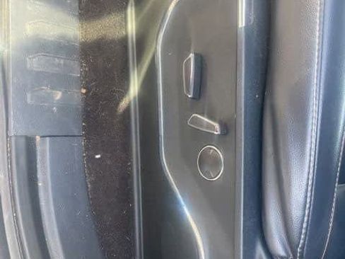 Used 2021 Ford F150 Lariat w/ Equipment Group 502A High image 26