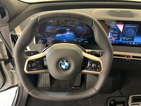 New 2026 BMW iX xDrive60 image 16