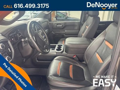 Used 2023 GMC Sierra 2500 AT4 w/ AT4 Premium Plus Package AWD/4WD image 10