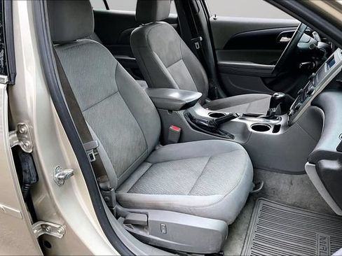 Used 2016 Chevrolet Malibu LS w/ Protection Package FWD image 7