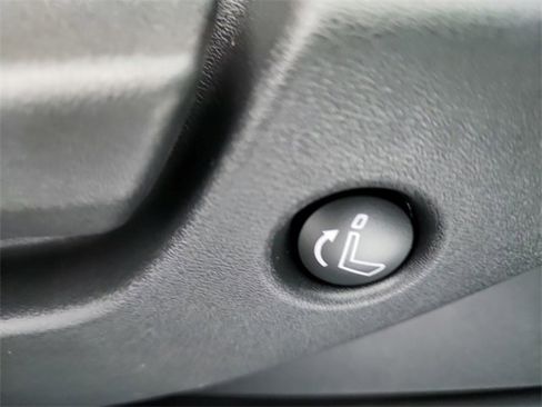 Used 2025 Nissan Pathfinder Platinum w/ Black Appearance Package image 51