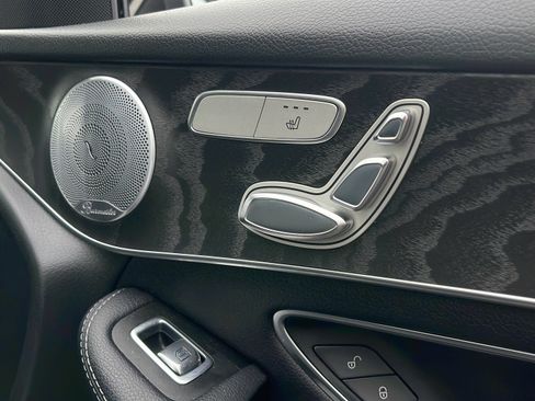 Used 2018 Mercedes-Benz GLC 300 300 image 52