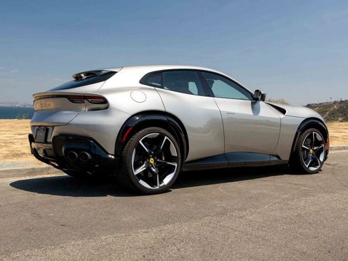 Certified 2025 Ferrari Purosangue image 28