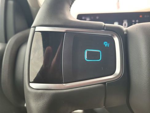 Certified 2025 Ford Expedition Active image 27