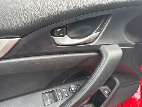 Used 2019 Honda Civic Sport image 17
