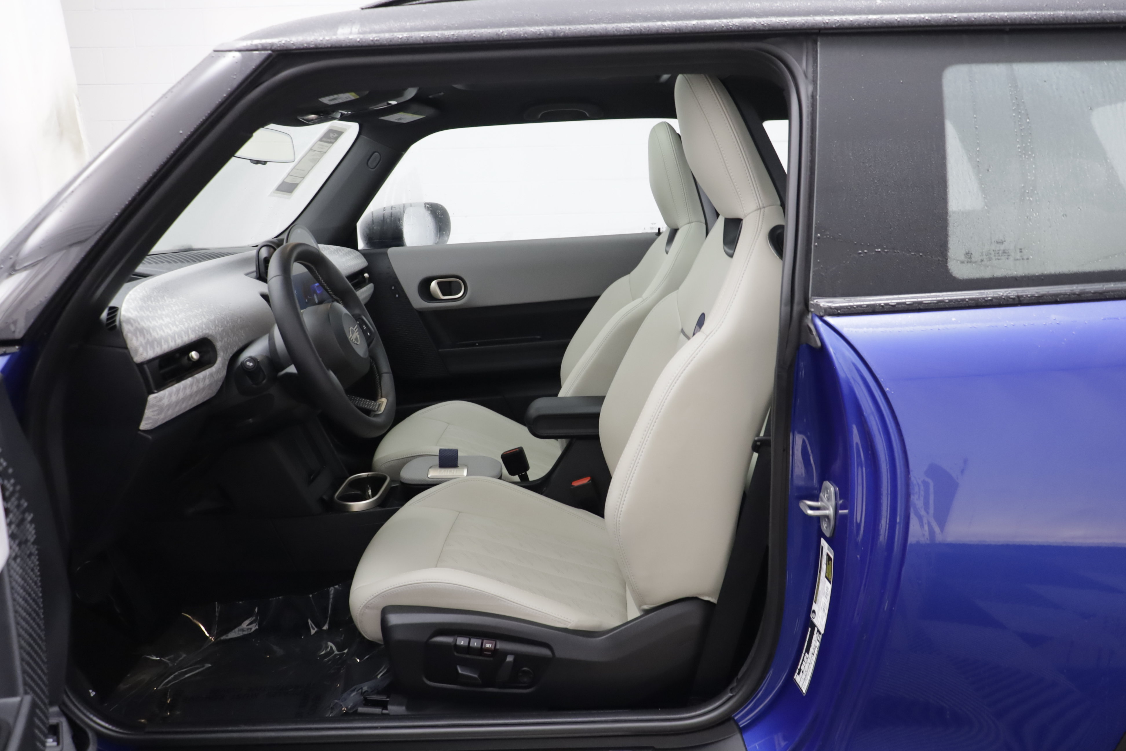 Certified 2025 MINI Cooper S FWD image 5