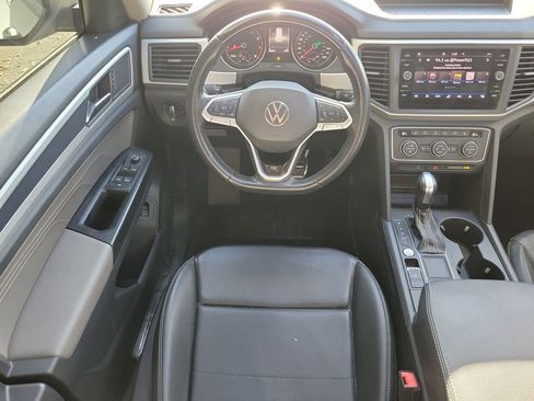 Used 2021 Volkswagen Atlas SE w/ Panoramic Sunroof Package image 19