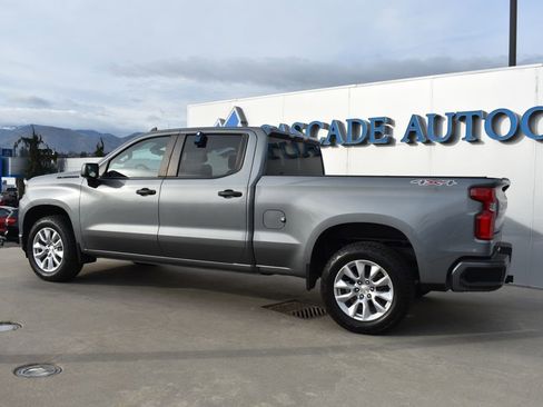 Certified 2022 Chevrolet Silverado 1500 Custom w/ LPO, Dark Essentials Package image 5