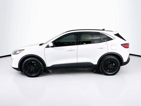 Certified 2021 Ford Escape SE w/ Convenience Package image 3