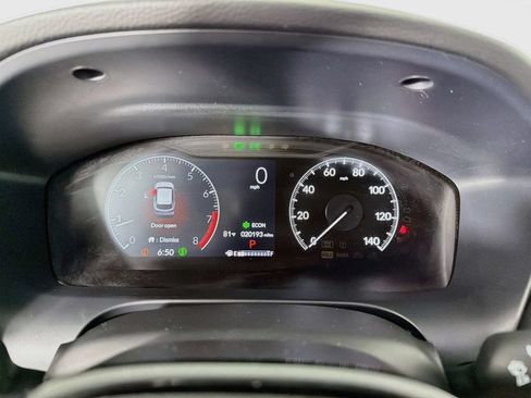 Used 2025 Honda HR-V Sport image 18