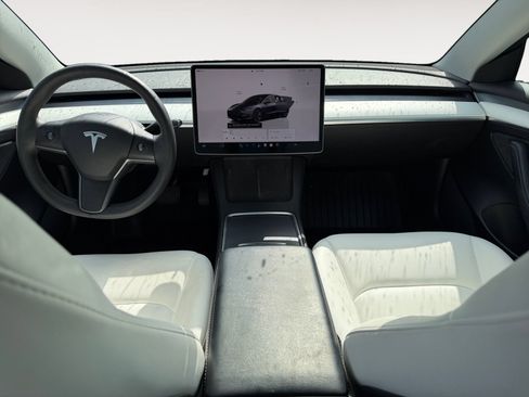 Used 2022 Tesla Model 3 Long Range AWD/4WD image 10