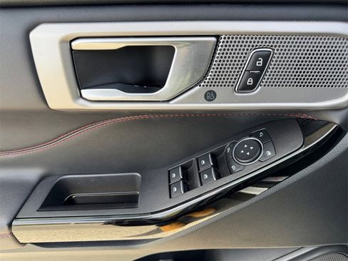 Used 2023 Ford Explorer ST-Line w/ Class IV Trailer Tow Package image 20