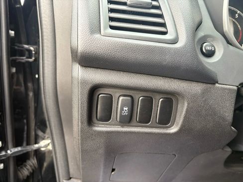 Used 2015 Mitsubishi Outlander Sport ES image 12