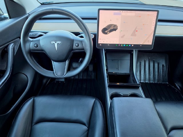 Used 2021 Tesla Model Y Long Range AWD/4WD image 30