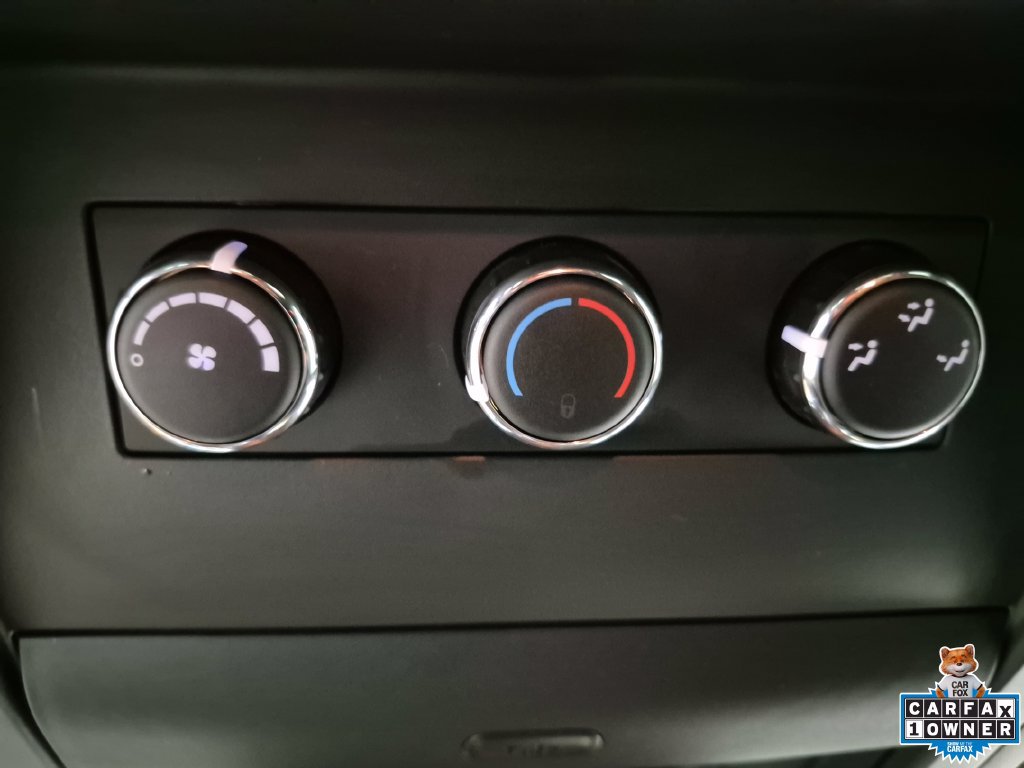 Used 2020 Dodge Grand Caravan SE FWD image 24