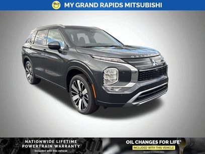 New 2025 Mitsubishi Outlander SEL