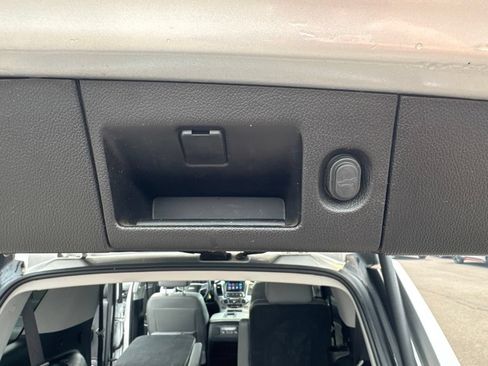 Used 2019 Chevrolet Tahoe LT AWD/4WD image 20