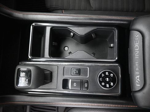 Used 2023 Nissan Pathfinder Rock Creek AWD/4WD image 19