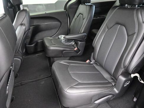 New 2026 Chrysler Voyager LX image 11