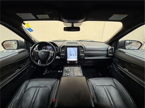 Used 2019 Ford Expedition Max Limited image 26