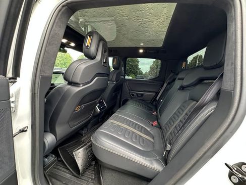 Used 2022 Rivian R1T Launch Edition image 10