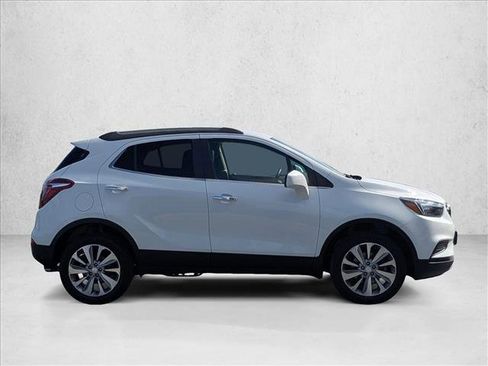 Used 2020 Buick Encore Preferred w/ Safety Package AWD/4WD image 4