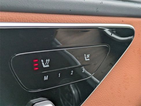 Used 2024 Mercedes-Benz C 300 Sedan image 24