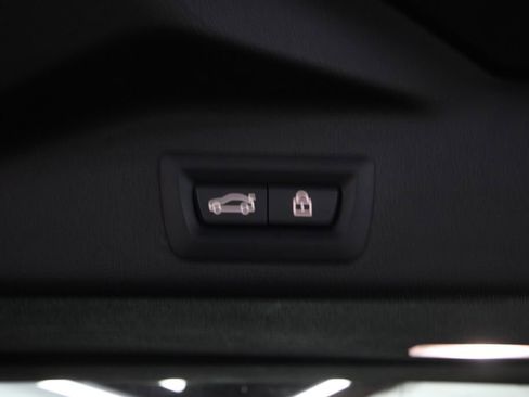 Used 2021 BMW X5 xDrive40i AWD/4WD image 9