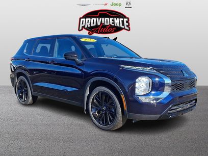 Used 2023 Mitsubishi Outlander SE Black Edition