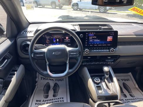 Used 2024 Chevrolet Colorado ZR2 w/ ZR2 Convenience Package III AWD/4WD image 15