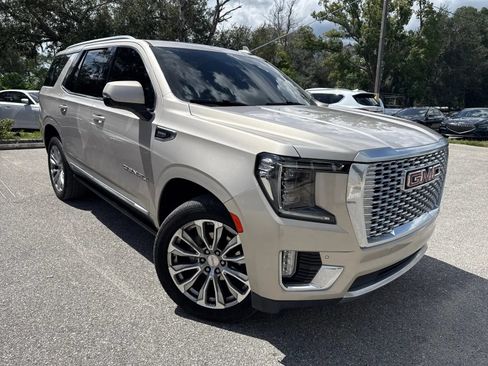Used 2022 GMC Yukon Denali AWD/4WD image 7