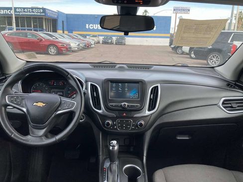Used 2018 Chevrolet Equinox LT image 8