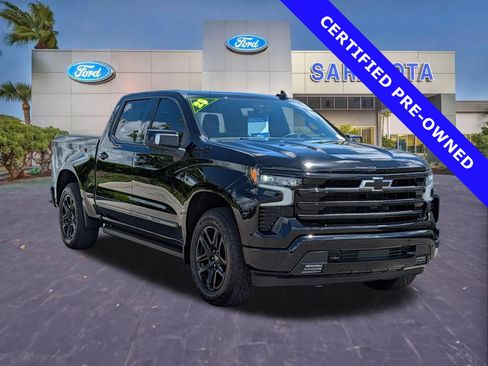 Used 2025 Chevrolet Silverado 1500 High Country w/ Midnight Edition AWD/4WD image 1