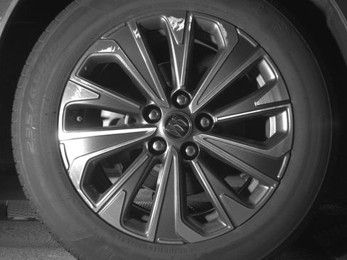 Used 2024 Buick Envision Preferred image 15