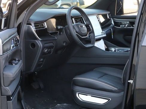 New 2024 Jeep Grand Wagoneer Series II AWD/4WD image 18