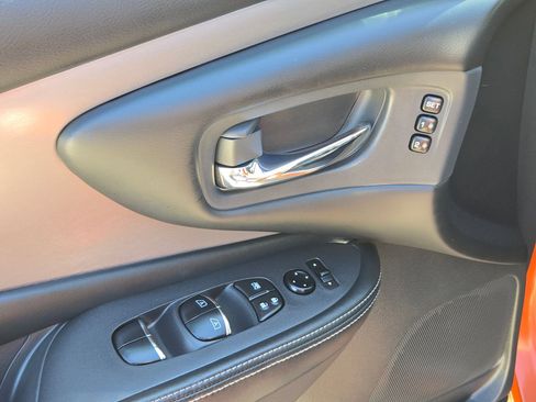 Used 2020 Nissan Murano SL w/ Moonroof Package image 13