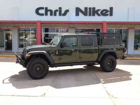 Used 2023 Jeep Gladiator Mojave w/ LED Lighting Group AWD/4WD image 1