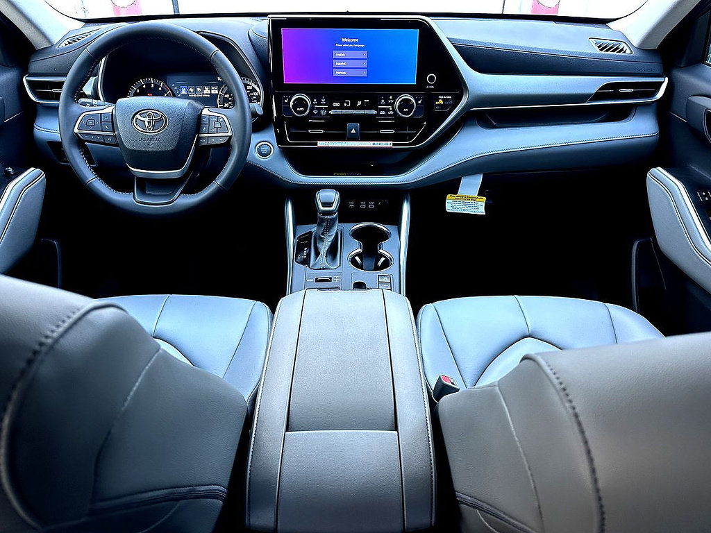 New 2026 Toyota Highlander XLE AWD/4WD image 21