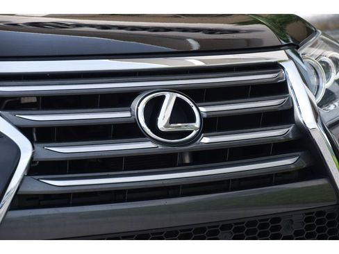 Used 2015 Lexus GX 460 w/ Premium Package AWD/4WD image 10