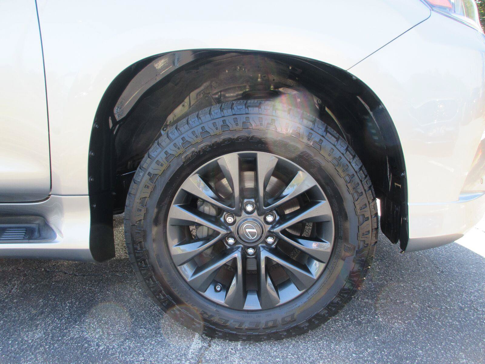 Used 2022 Lexus GX 460 Premium w/ Premium Plus Package AWD/4WD image 24