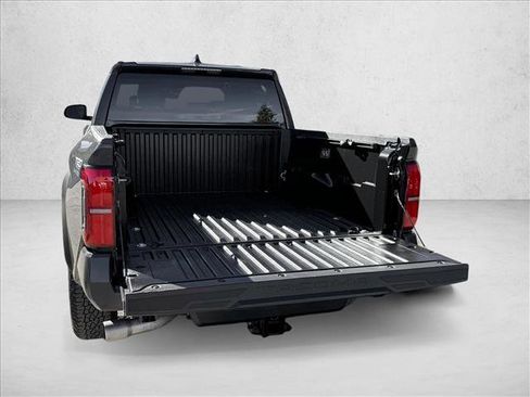 Certified 2025 Toyota Tacoma TRD Off-Road image 7